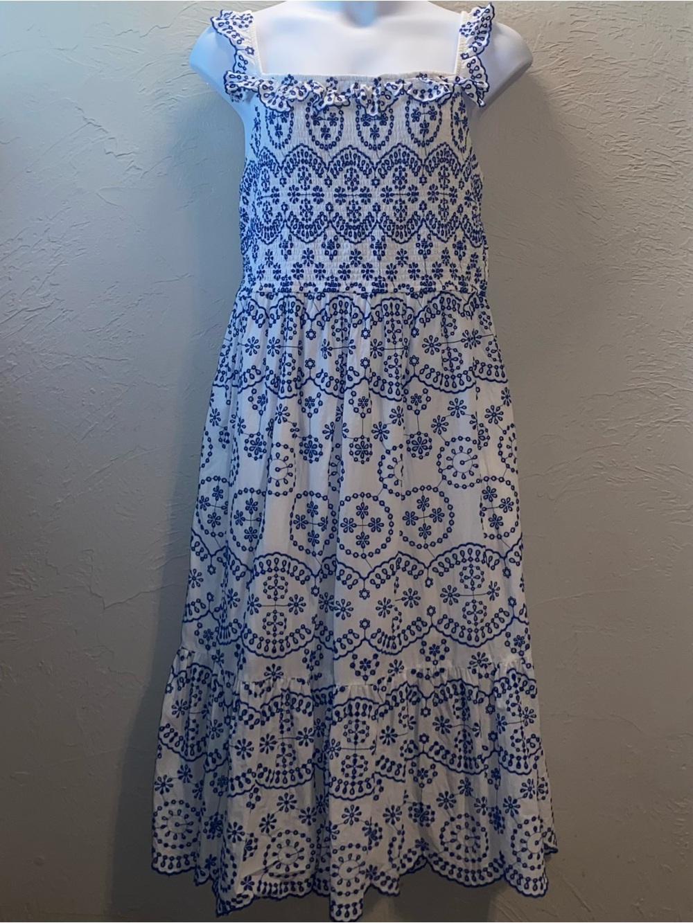 Crown & Ivy Women’s Blue and White Eyelet Ruffles Smocked Sun Dress Size 3X - Picture 11 of 14